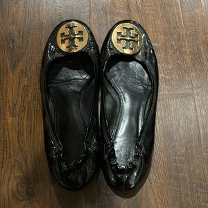 Well Loved 💕 Used Tori Black Flats